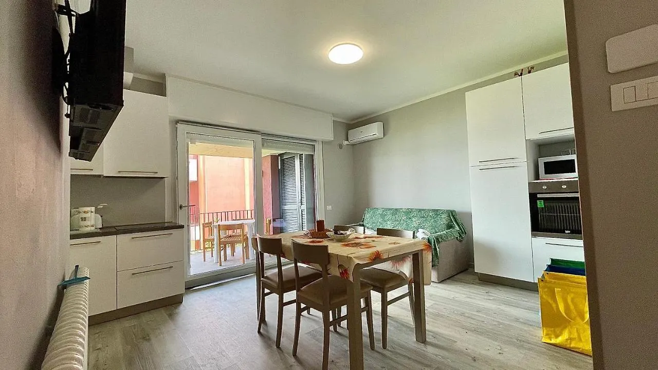 Old Surf 2.0 Sirmione Apartment Italy